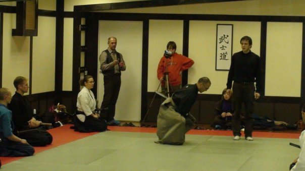 Мастер-класс по Иайдо Мусо Синден рю под руководством японских мастеров уровня Менкё Кайден (уровень передачи традиций, наивысший): Тэцуя Фукусима и Гио Оути, 2009